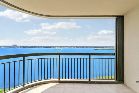 5380 N Ocean Drive Singer Island FL 33404