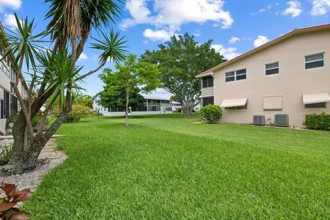 170 Canterbury West Palm Beach FL 33417