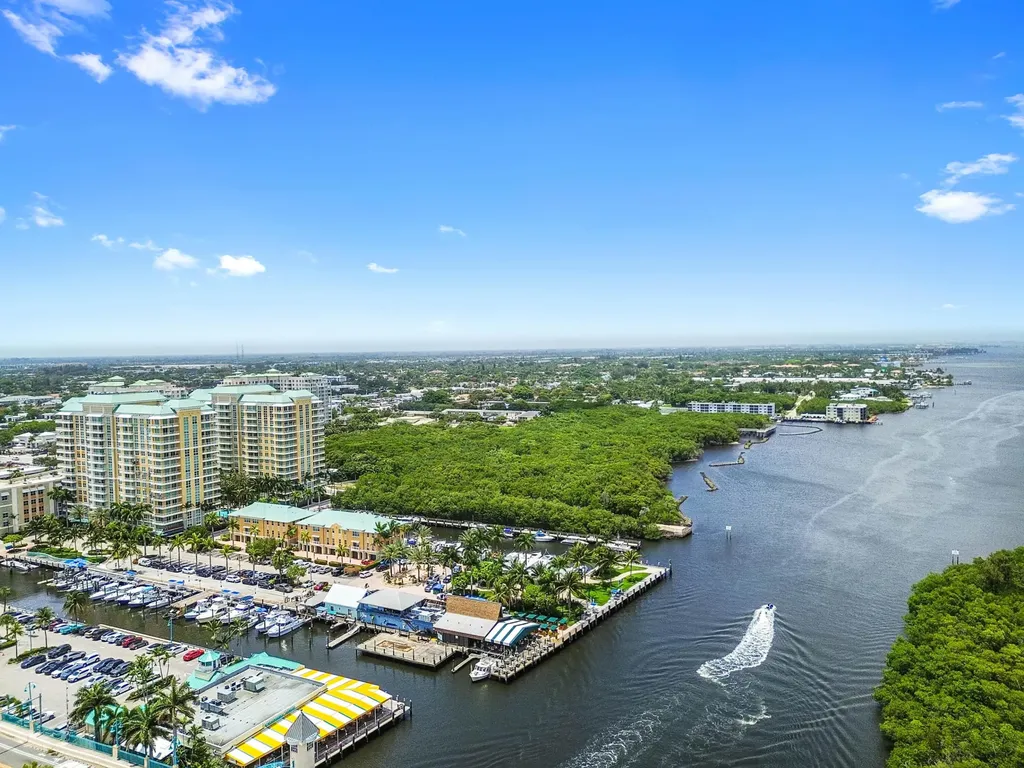 625 Casa Loma Boulevard Boynton Beach FL 33435