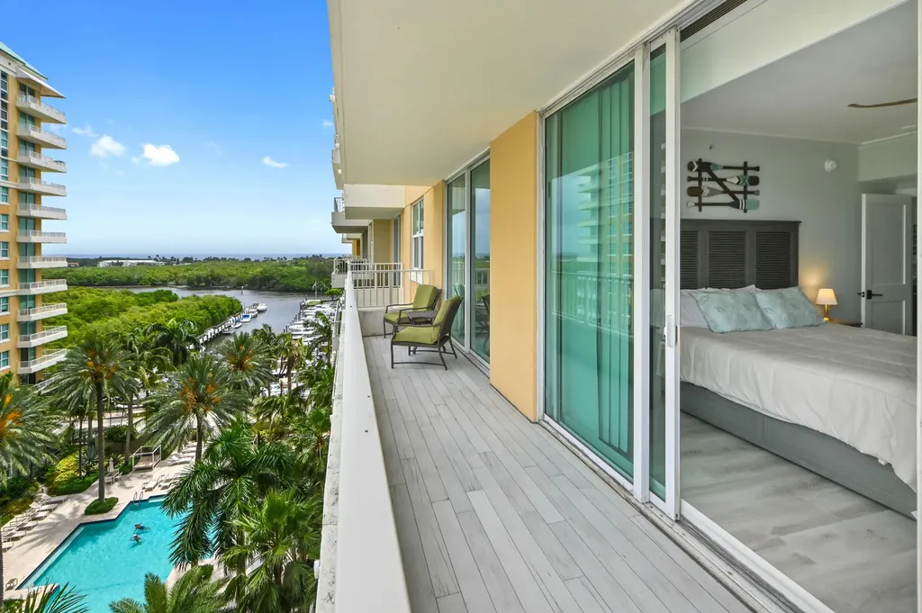 625 Casa Loma Boulevard Boynton Beach FL 33435