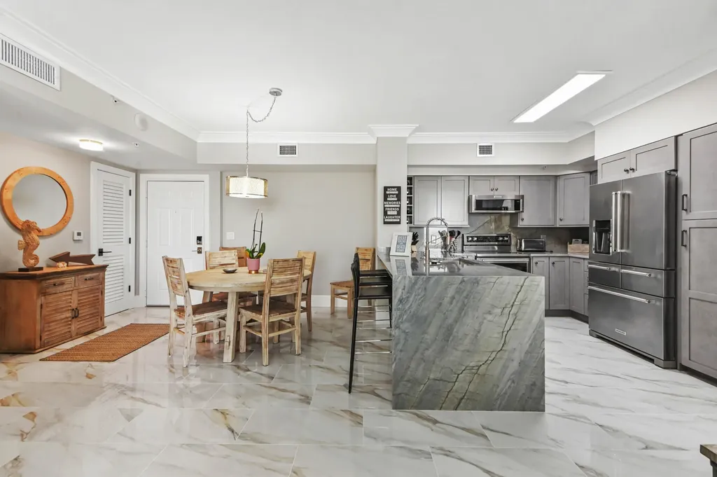 625 Casa Loma Boulevard Boynton Beach FL 33435