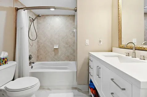 625 Casa Loma Boulevard Boynton Beach FL 33435