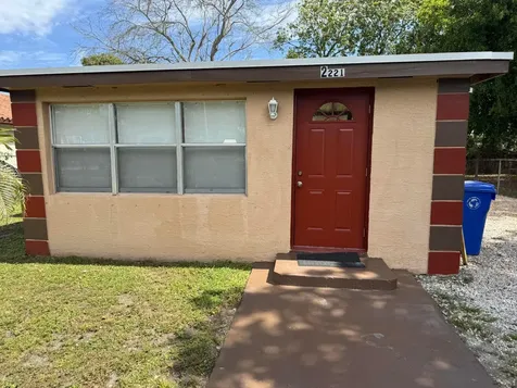 2221 NW 6th Court Fort Lauderdale FL 33311