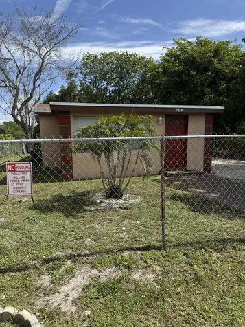 2221 NW 6th Court Fort Lauderdale FL 33311