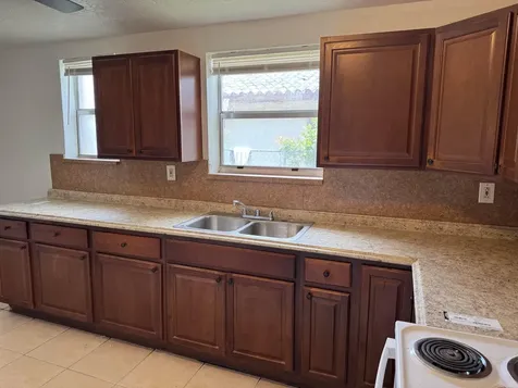 2221 NW 6th Court Fort Lauderdale FL 33311