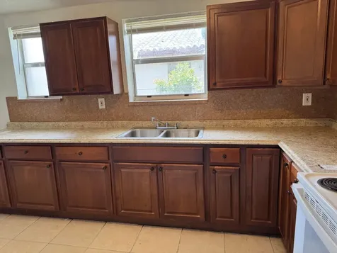 2221 NW 6th Court Fort Lauderdale FL 33311