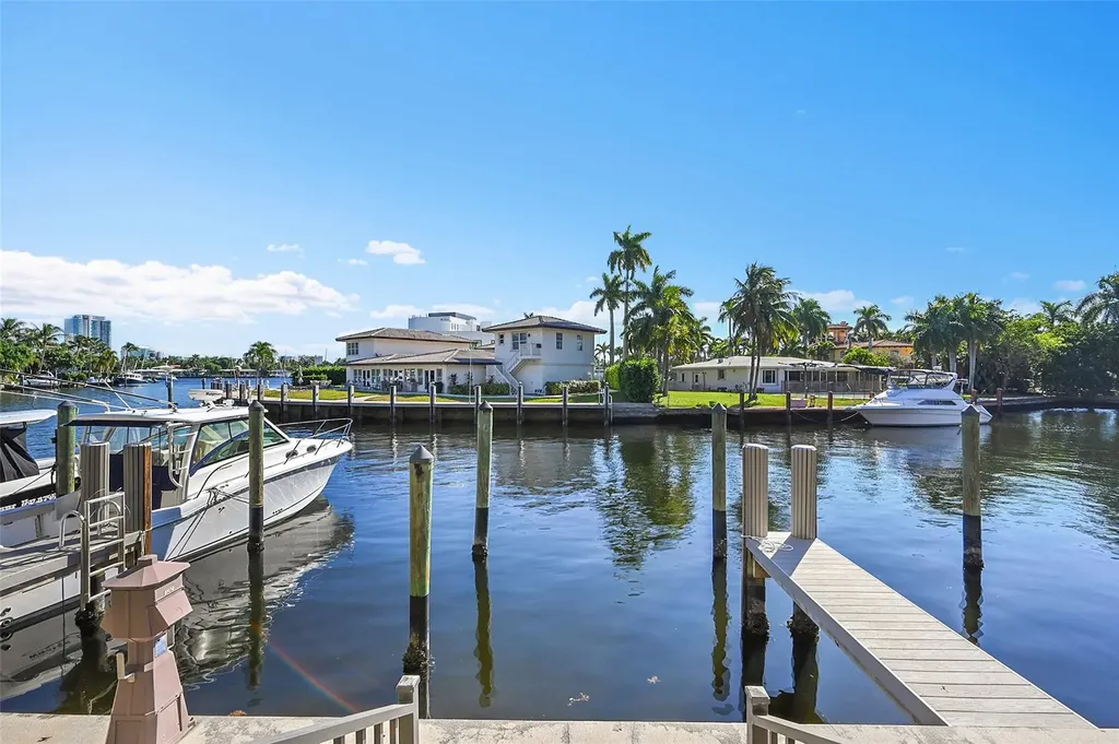 2254 SE 7th Street Pompano Beach FL 33062