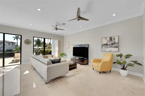 2254 SE 7th Street Pompano Beach FL 33062
