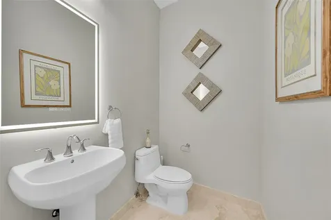 2254 SE 7th Street Pompano Beach FL 33062