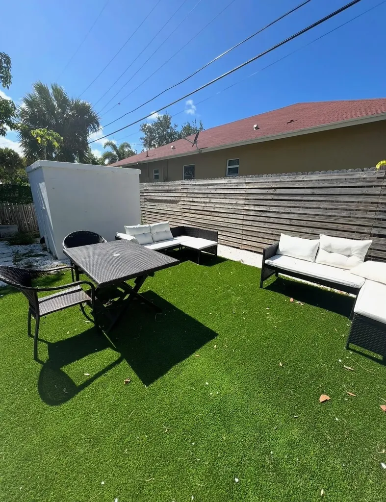 427 Conniston Road West Palm Beach FL 33405