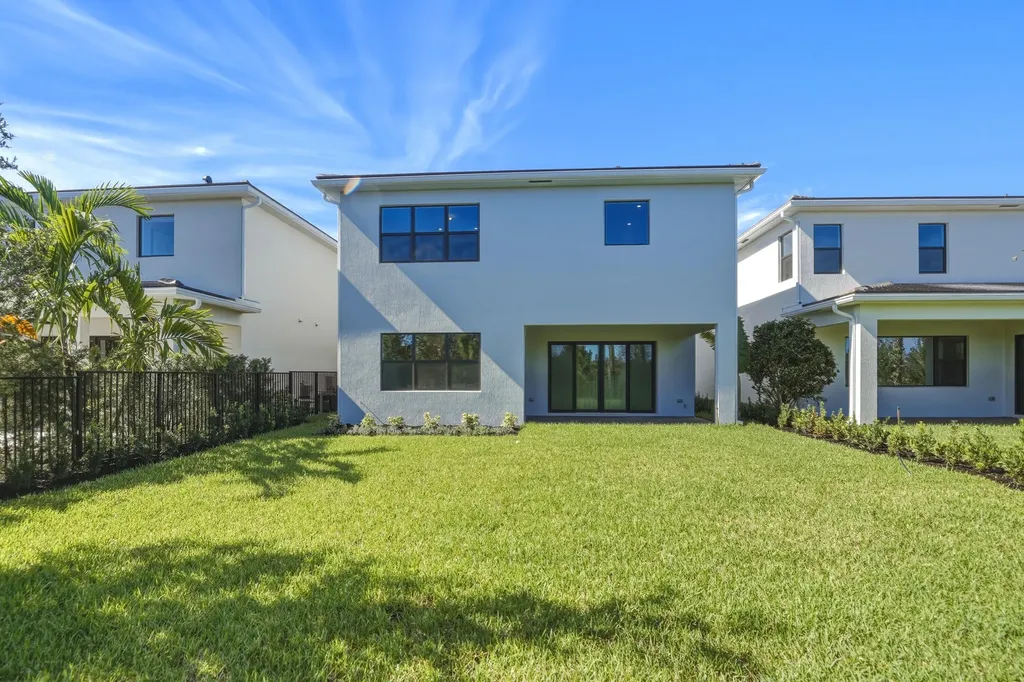 1012 Raleigh Way Wellington FL 33414