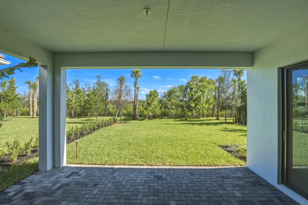 1012 Raleigh Way Wellington FL 33414