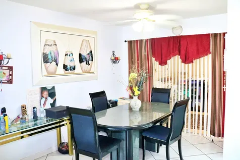 5715 NW 84th Terrace Tamarac FL 33321