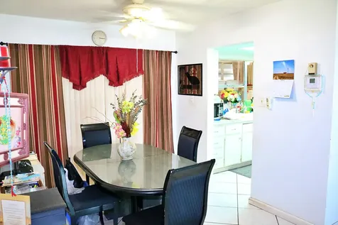 5715 NW 84th Terrace Tamarac FL 33321