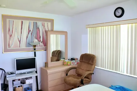 5715 NW 84th Terrace Tamarac FL 33321