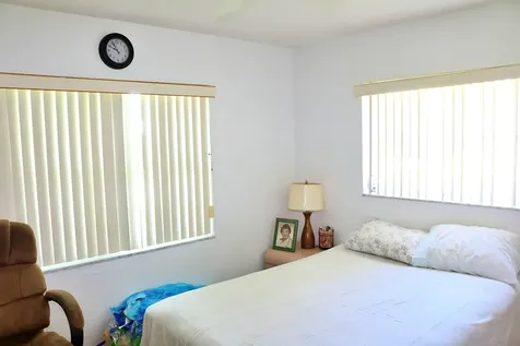 5715 NW 84th Terrace Tamarac FL 33321