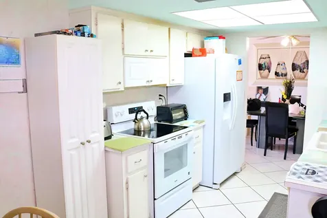 5715 NW 84th Terrace Tamarac FL 33321