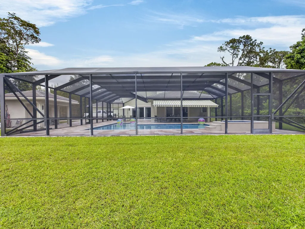 6077 NW 71st Terrace Parkland FL 33067