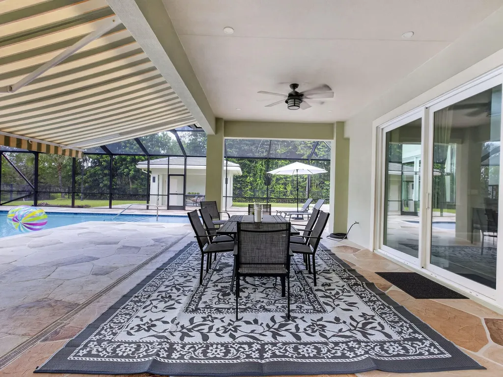 6077 NW 71st Terrace Parkland FL 33067