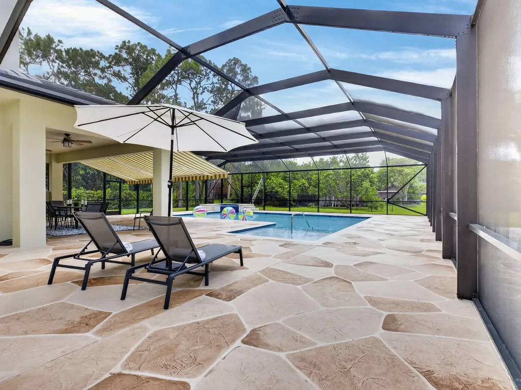 6077 NW 71st Terrace Parkland FL 33067