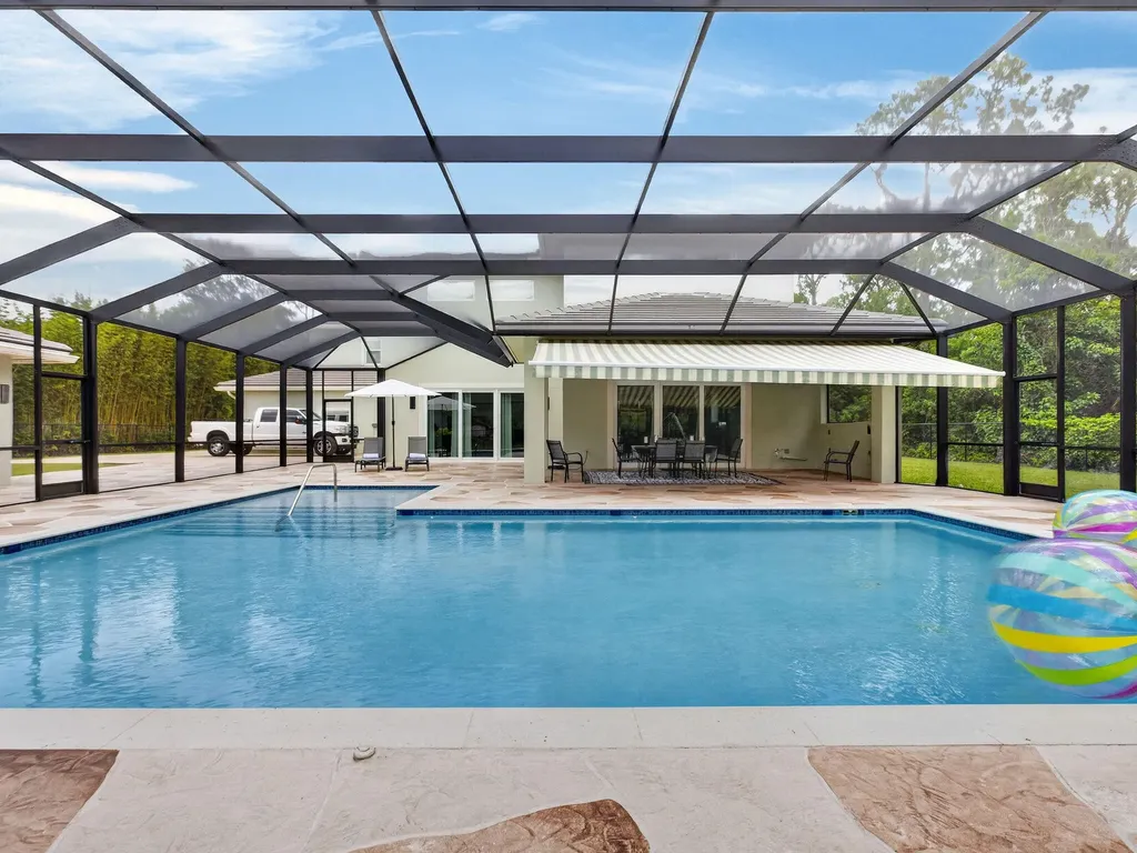 6077 NW 71st Terrace Parkland FL 33067