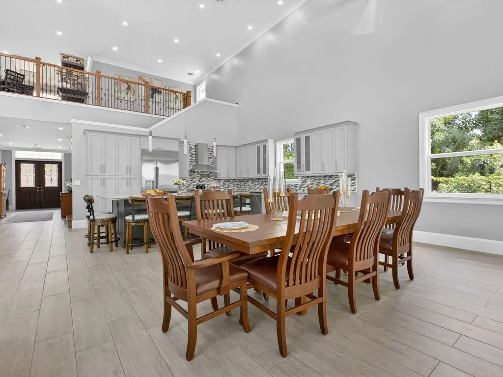 6077 NW 71st Terrace Parkland FL 33067