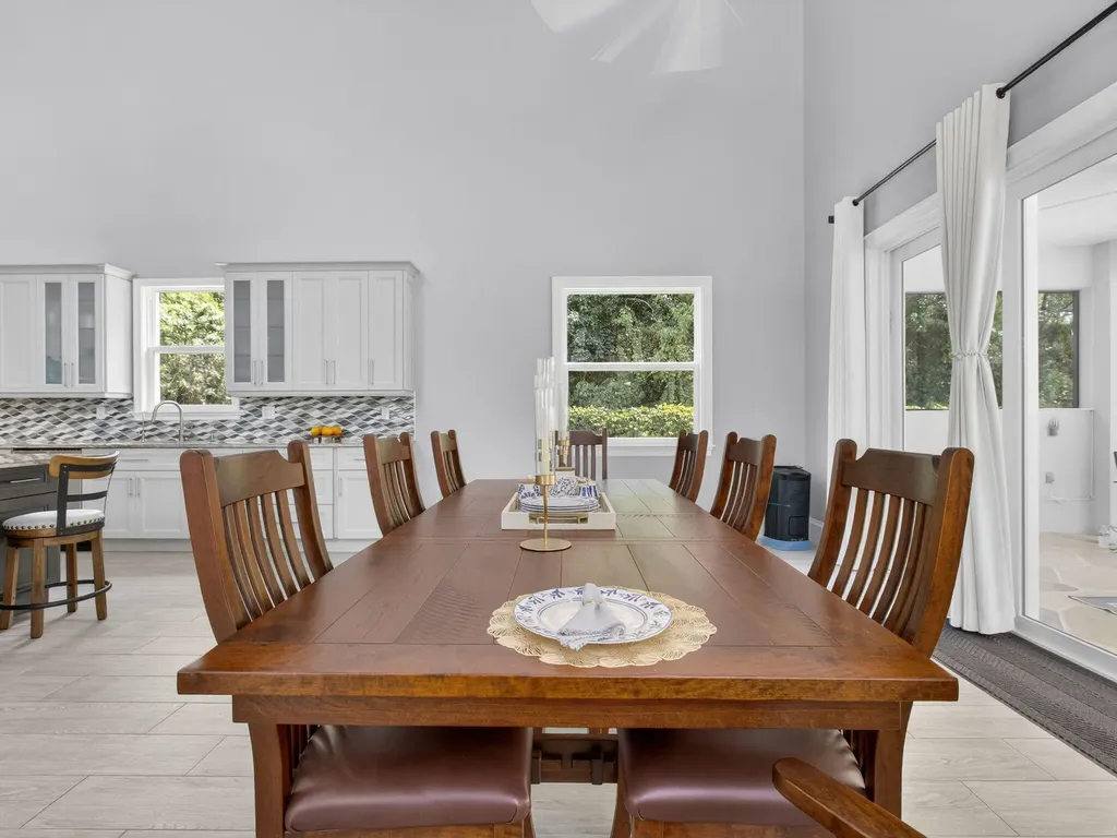 6077 NW 71st Terrace Parkland FL 33067