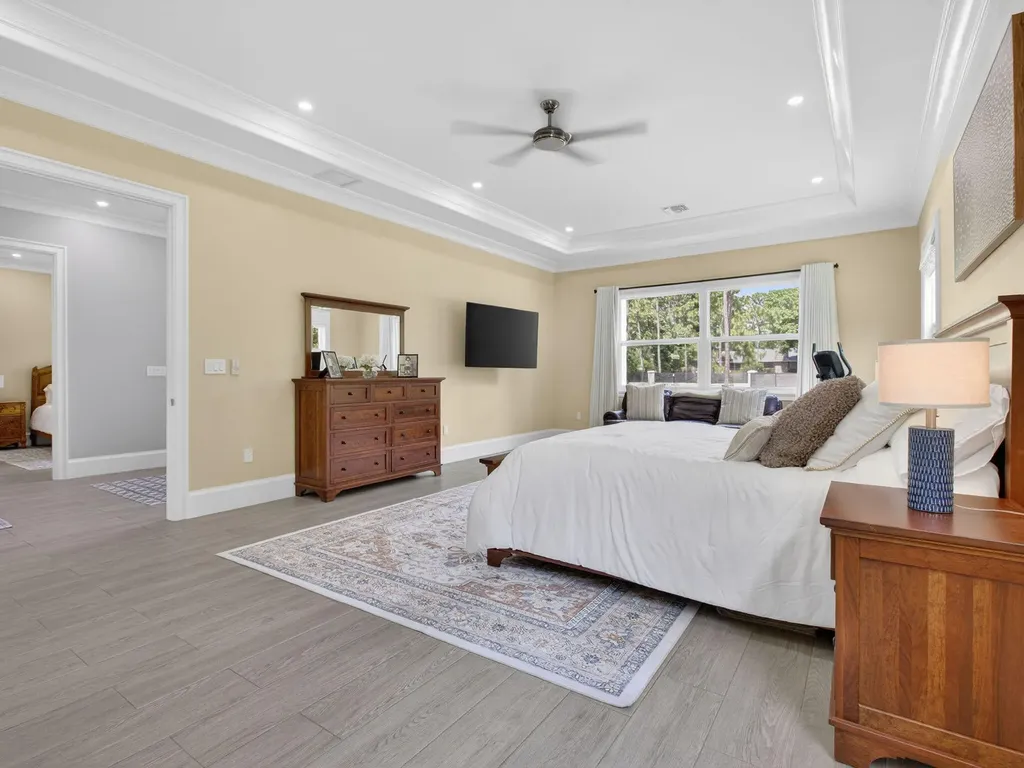 6077 NW 71st Terrace Parkland FL 33067