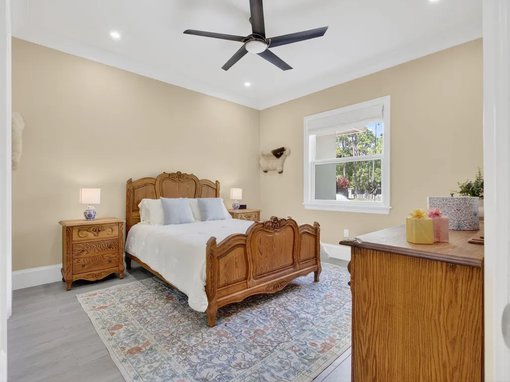 6077 NW 71st Terrace Parkland FL 33067