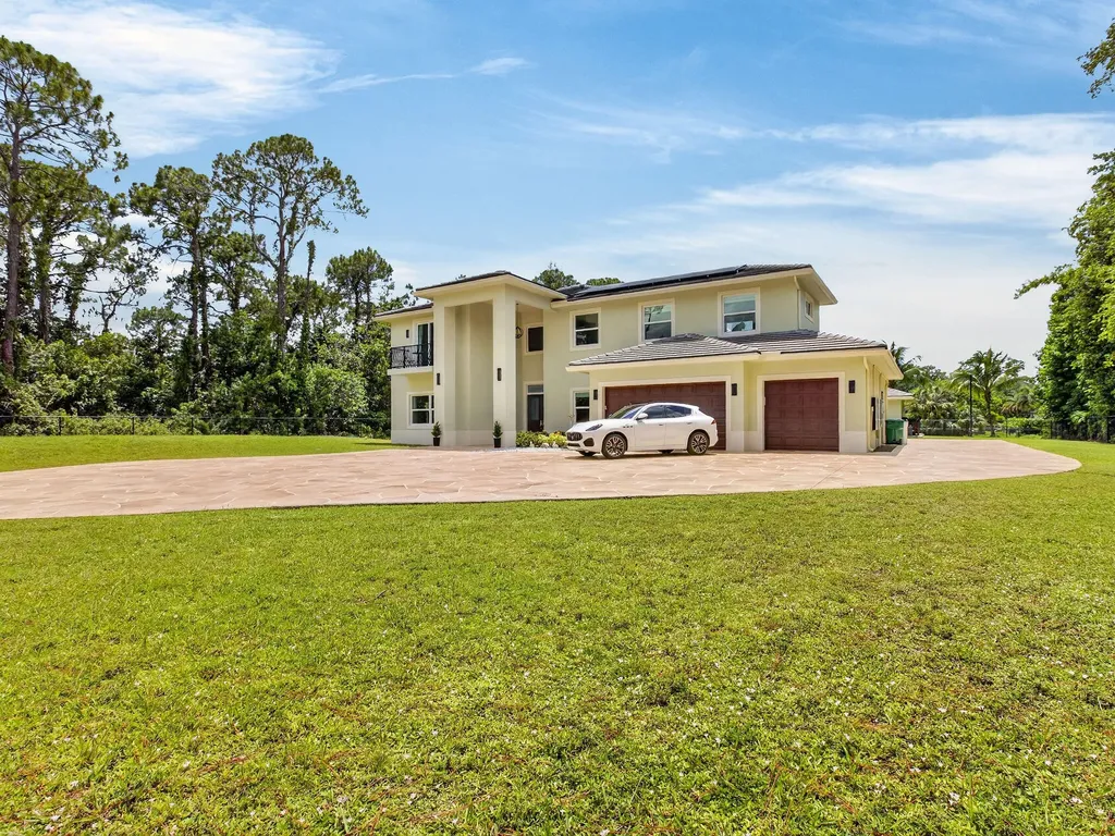 6077 NW 71st Terrace Parkland FL 33067