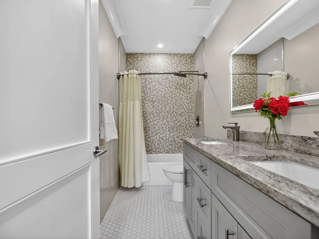 6077 NW 71st Terrace Parkland FL 33067