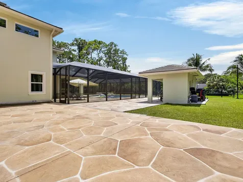 6077 NW 71st Terrace Parkland FL 33067