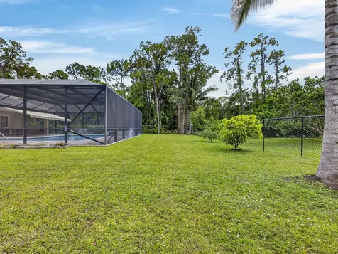 6077 NW 71st Terrace Parkland FL 33067
