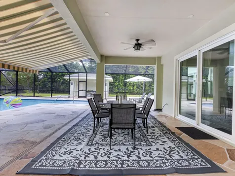 6077 NW 71st Terrace Parkland FL 33067