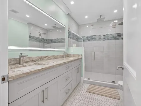 6077 NW 71st Terrace Parkland FL 33067
