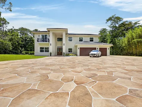 6077 NW 71st Terrace Parkland FL 33067