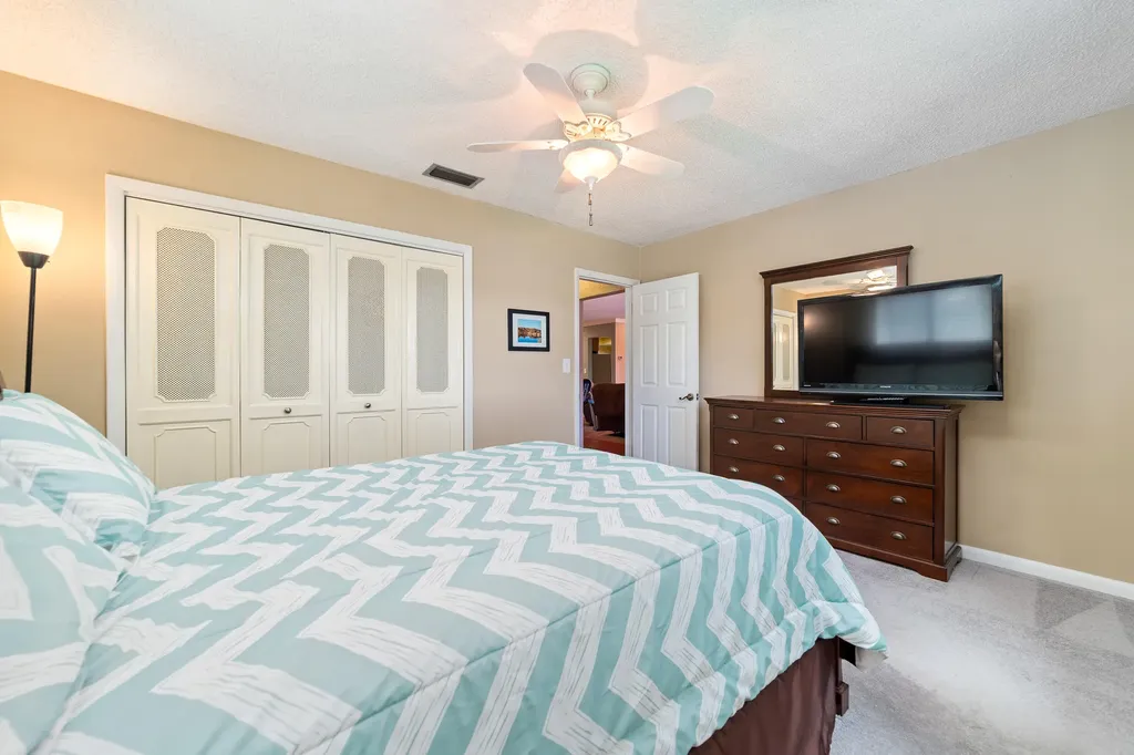 10578 NW 3 Street Plantation FL 33324