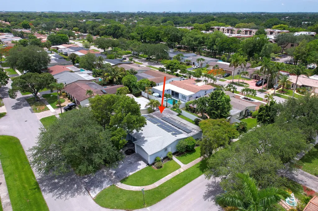 10578 NW 3 Street Plantation FL 33324