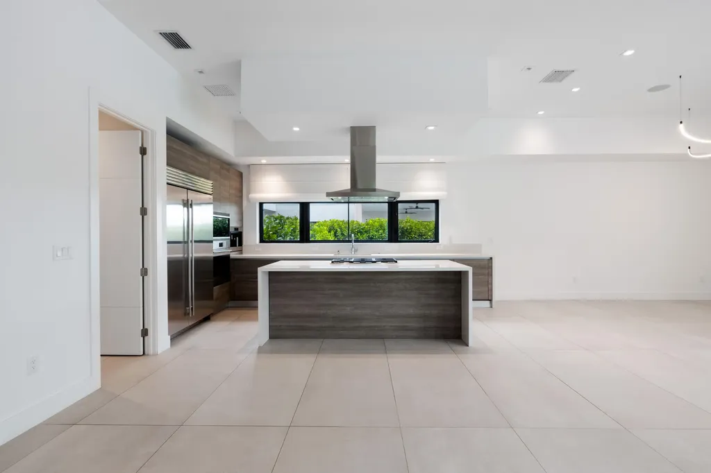 16788 Natures Way Weston FL 33326