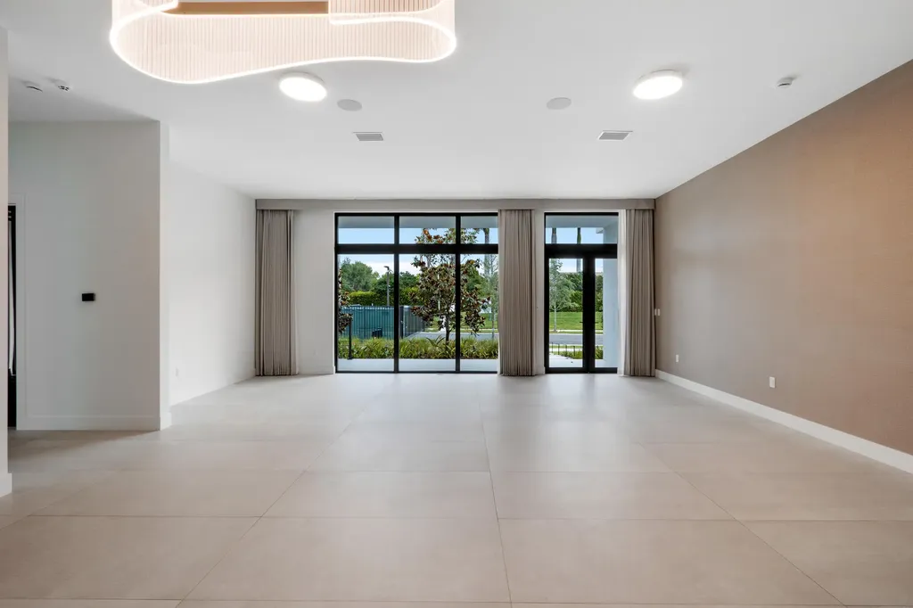 16788 Natures Way Weston FL 33326