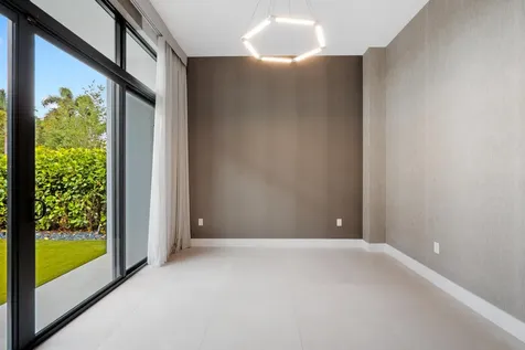 16788 Natures Way Weston FL 33326