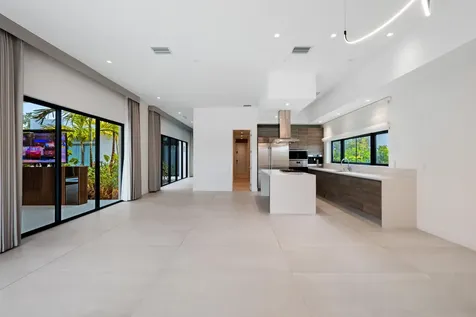 16788 Natures Way Weston FL 33326