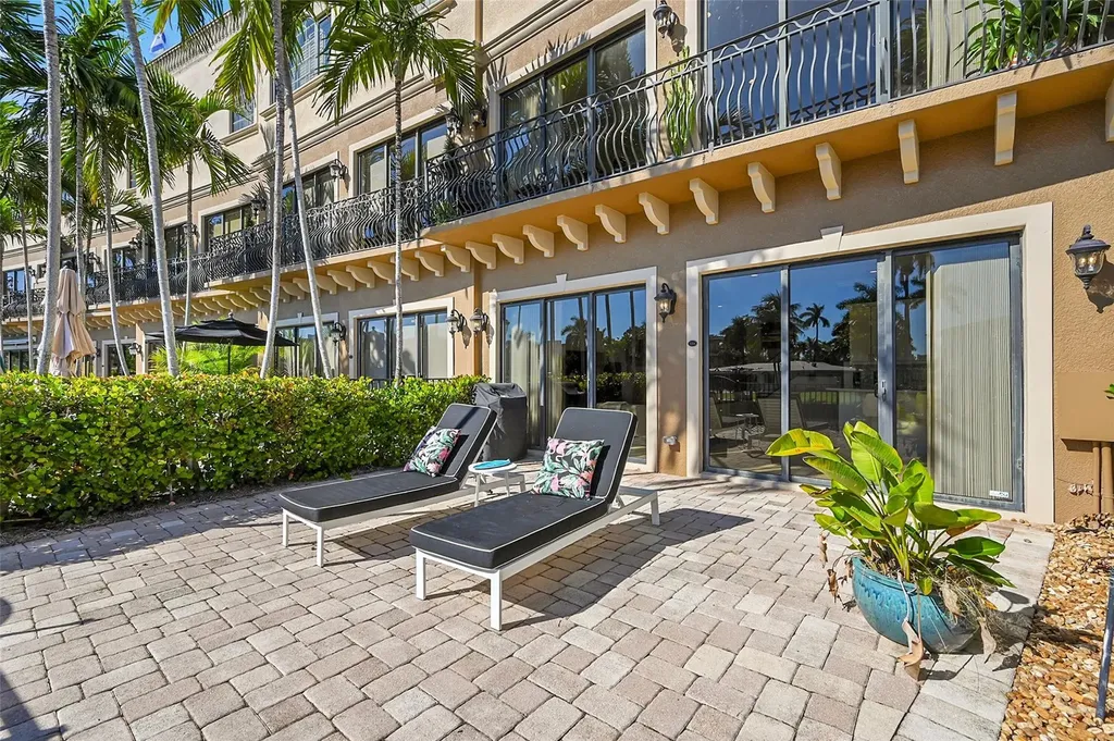 2254 SE 7th Street Pompano Beach FL 33062