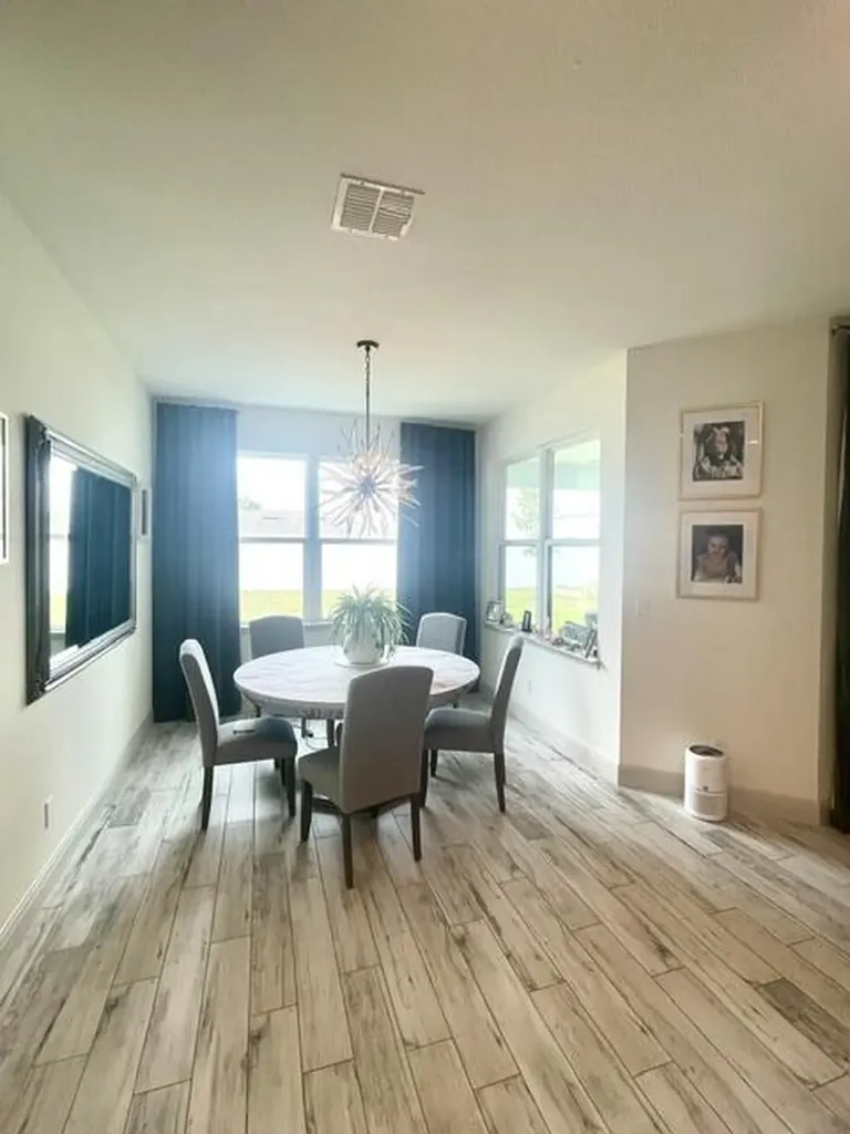 424 SW Ridgecrest Drive Port St Lucie FL 34953