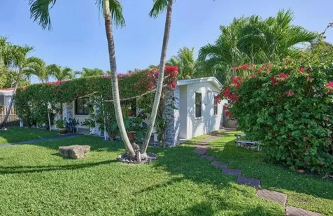 612 W Drew Street Lantana FL 33462