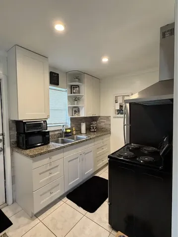 612 W Drew Street Lantana FL 33462