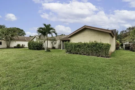 4512 Cordia Circle Coconut Creek FL 33066