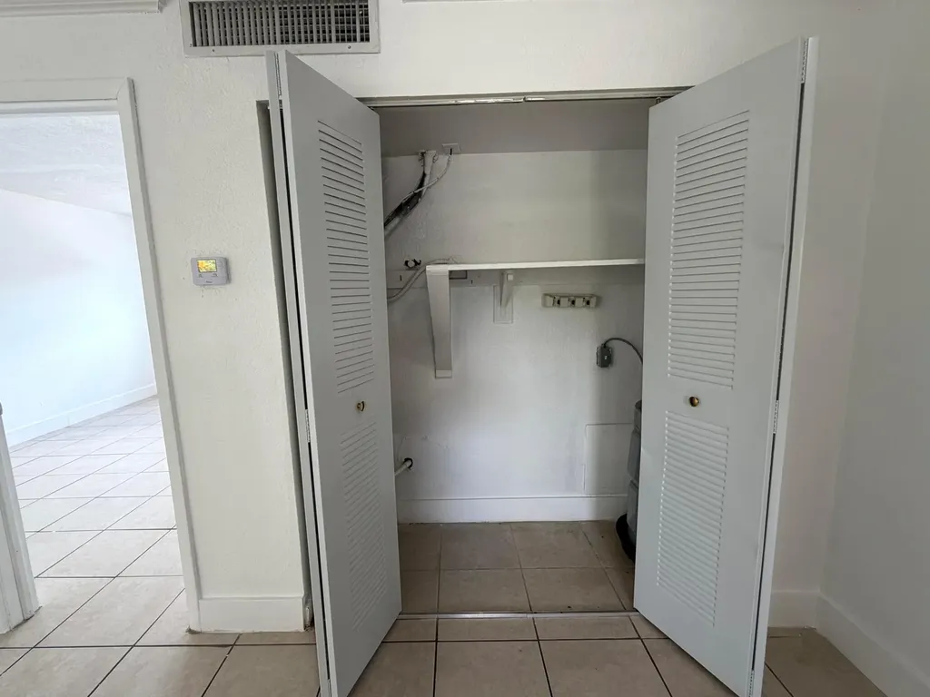 2127 Davie Boulevard Fort Lauderdale FL 33312