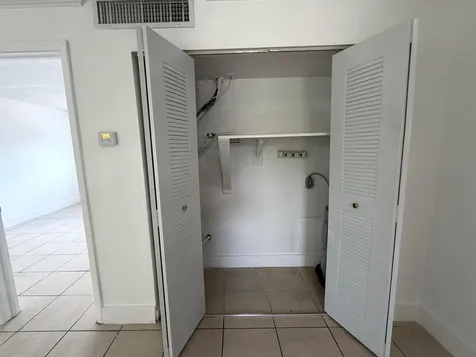 2127 Davie Boulevard Fort Lauderdale FL 33312