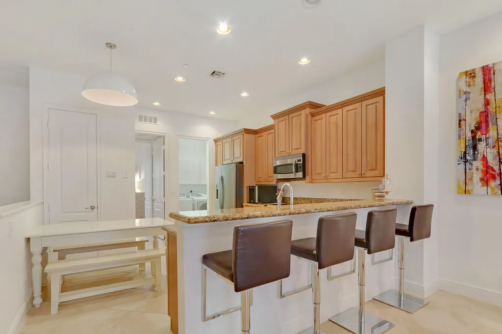 4711 Artesa Way E Palm Beach Gardens FL 33418